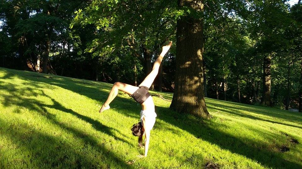 Yoga para adultos y niños - June 28, 2015 / 11 am